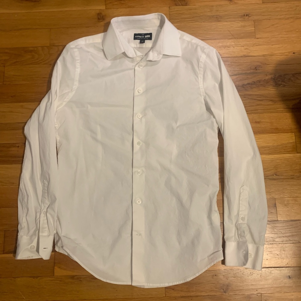 Men’s white express dress shirt